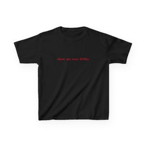 Show Me Your Books Baby-T-shirt, Y2K Esthetic, Booktok-cadeaus voor vriend, smut-t-shirt, Hot Girls Read-T-shirt, vintage boek-T-shirt, cadeau Black