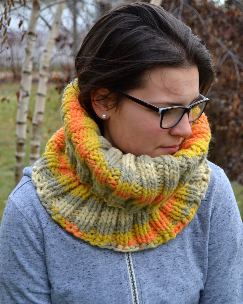 Knit Chunky Ribbed Cowl Infinity Scarf MARIGOLD Variegated Yellow ...