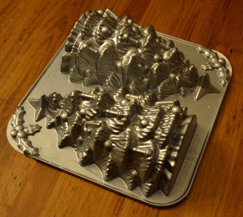 Nordic Ware 3D Christmas Tree Cake Pan Bundt Bakeware Etsy
