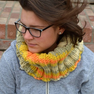 Knit Chunky Ribbed Cowl Infinity Scarf MARIGOLD Variegated Yellow ...