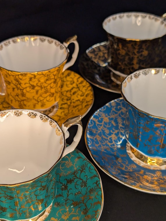 Vintage Elizabethan Fine Bone China Teacup & Saucer Set of 4