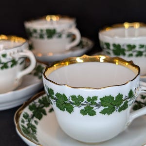 Vintage Meissen Demitasse Set of 4 Cups & Saucers – Green Ivy Pattern, 24K Gold Accents