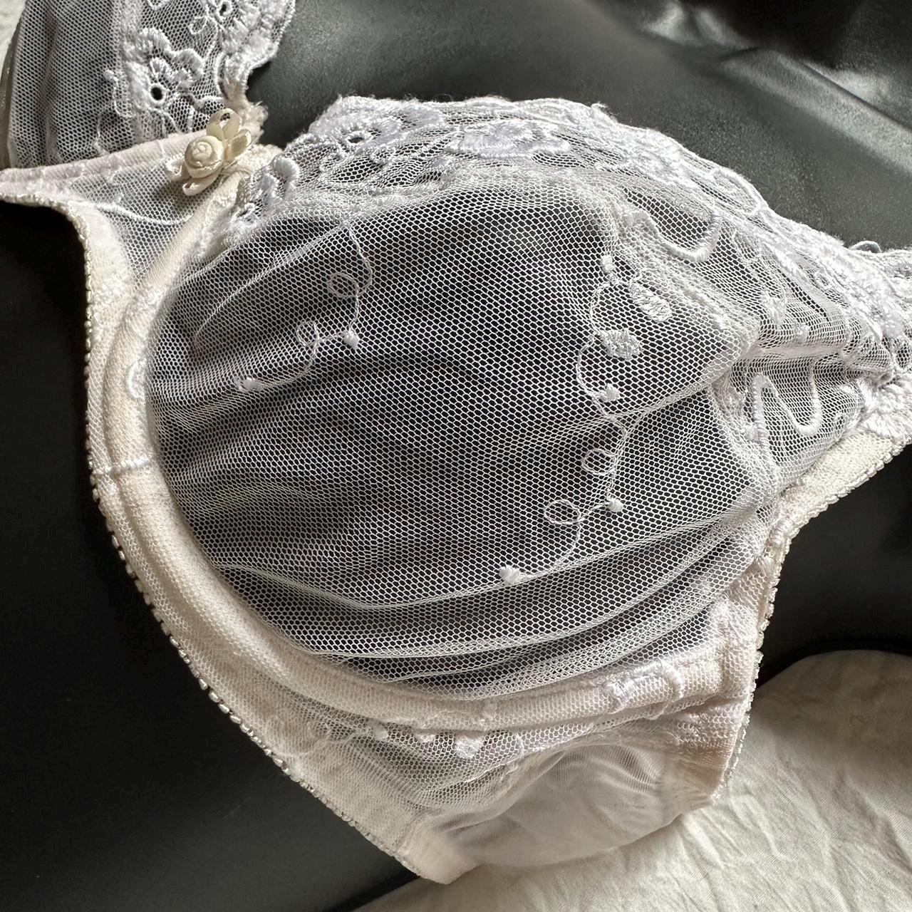 Classic Bra Top (white lace)