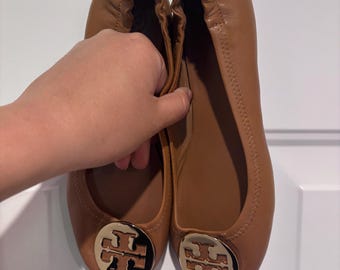 Tory Burch New Never Worn Brown on Gold Minnie Travel Leather Flat Shoes US Women’s Size 6.5