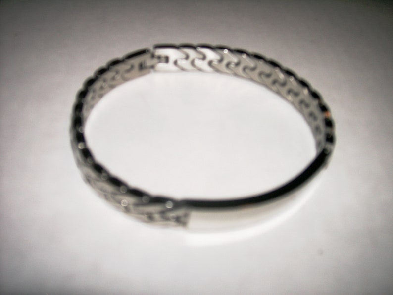 ID Bracelet Stainless Steel Metal Bracelet Engrave Medical ID Information Flex Link Clasp Closure Trendy Unisex Medical Alert ID Bracelet