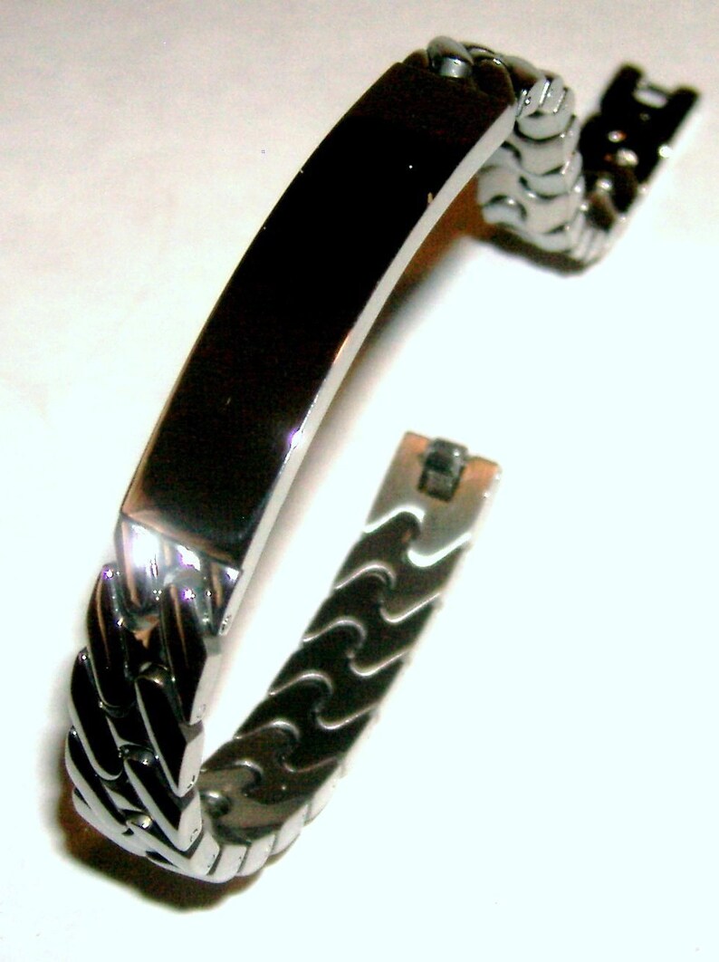ID Bracelet Stainless Steel Metal Bracelet Engrave Medical ID Information Flex Link Clasp Closure Trendy Unisex Medical Alert ID Bracelet