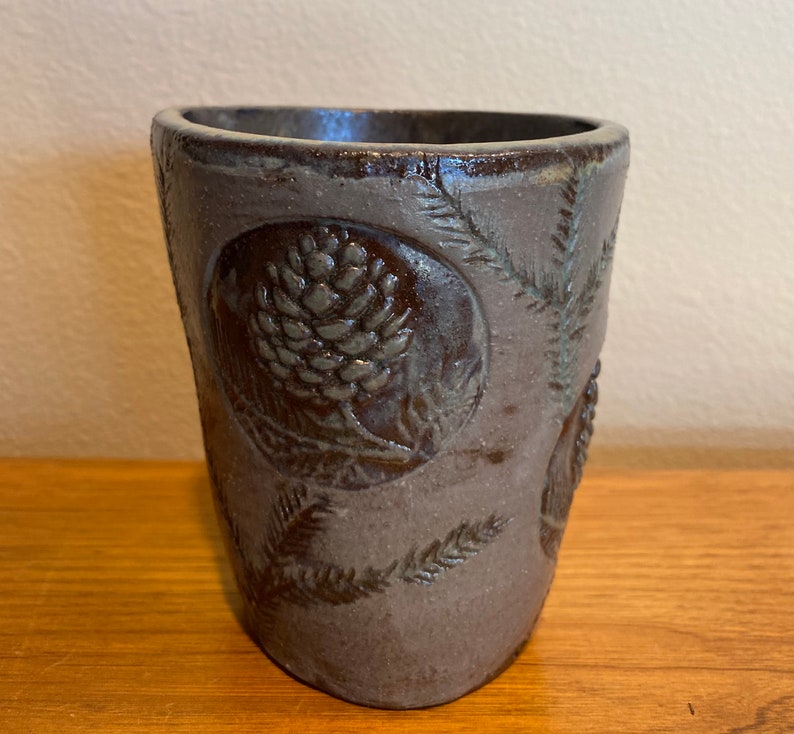 Pine cone tumbler coffee cup. Ceramic coffee mug. 12OZ. Hand built rustic earthy pottery. image 4