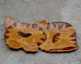 Cat ceramic soap dish.  Handmade spoon rest, jewelry tray. Pottery gift.  Fine pottery.