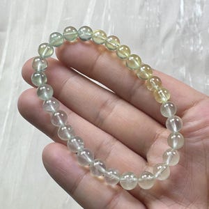 Refreshing Handmade Icy 6mm Natural Gradient Yellow and Green Prehnite Bracelet/Gemstone Bracelet/Crystal Bracelet bild 15