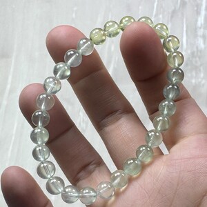 Refreshing Handmade Icy 6mm Natural Gradient Yellow and Green Prehnite Bracelet/Gemstone Bracelet/Crystal Bracelet bild 17