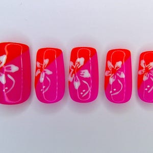 Summer Beach Vacation nails - Hawaiian Hibiscus reusable press on nails