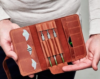 Leather dart case personalized, Dart wallet for steel tip darts, Leather darts set holder, Compact dart carrying pouch for players