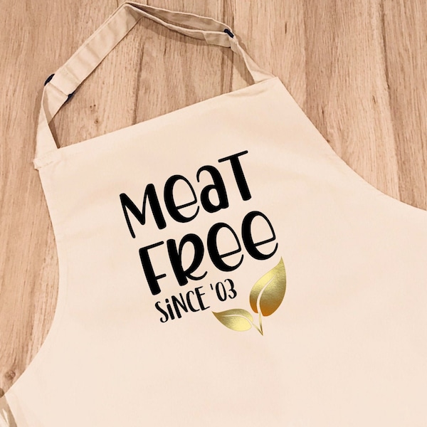 Meat Free & Proud - Thoughtful apron dinner host gift - uni student - vegan - vegetarian cooking - meat free kitchen - kind to animals