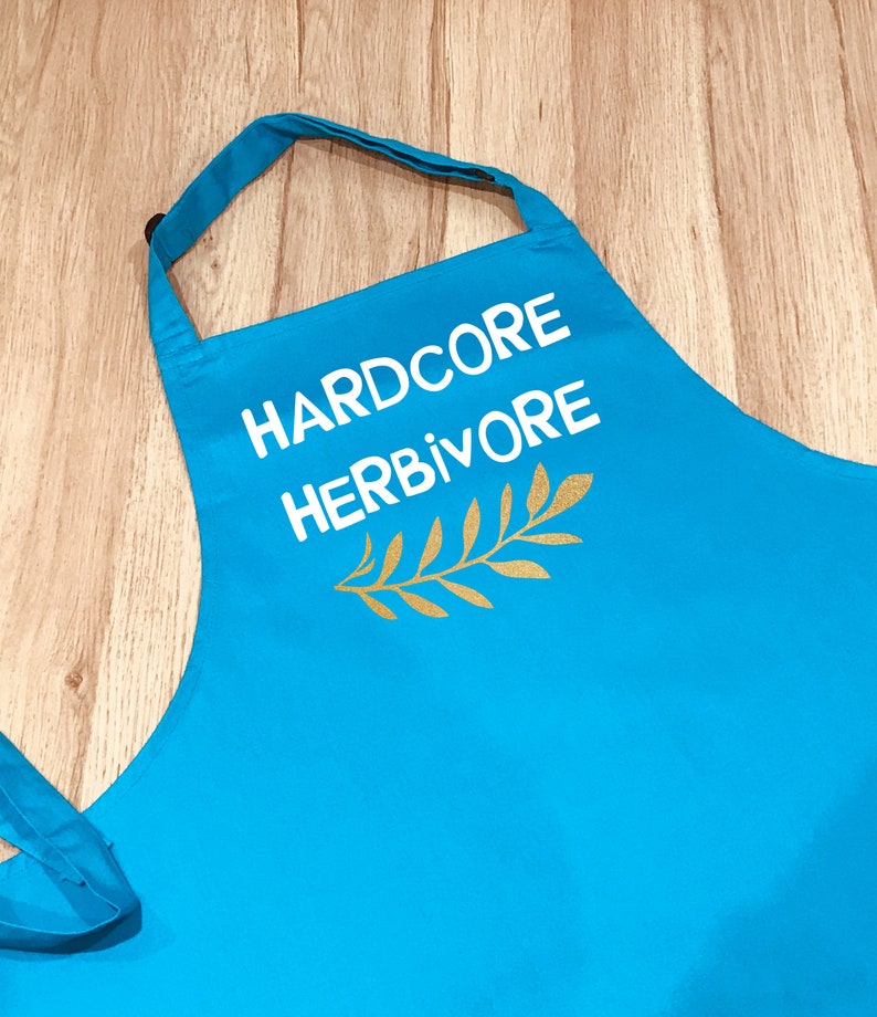 Hardcore Herbivore Funny Apron Gift uni student vegan vegetarian cooking meat free kitchen kind to animals immagine 4