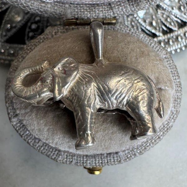 Vintage Silver Elephant Charm pendant
