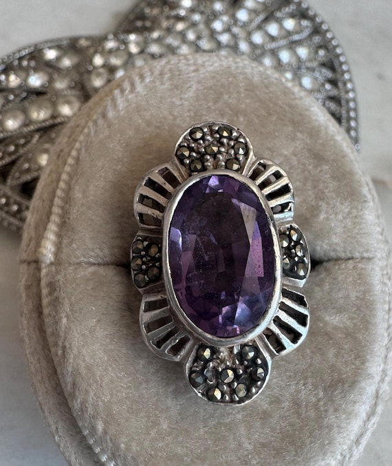 Vintage Silver Amethyst & Marcasite Ring