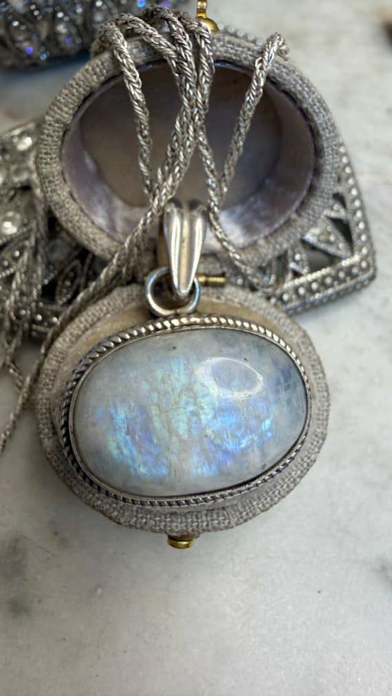 Vintage Silver Rainbow Moonstone Necklace