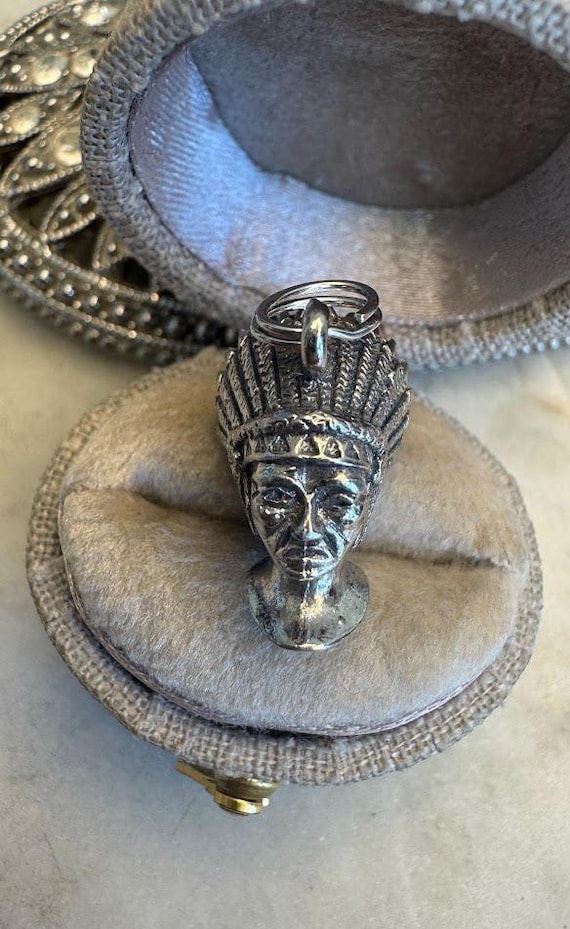 Vintage Silver Native American Indian Charm Pendant