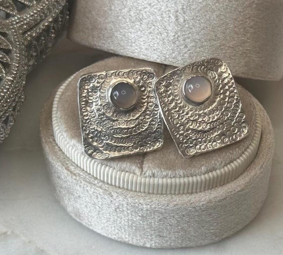 Vintage Silver Moonstone Earrings