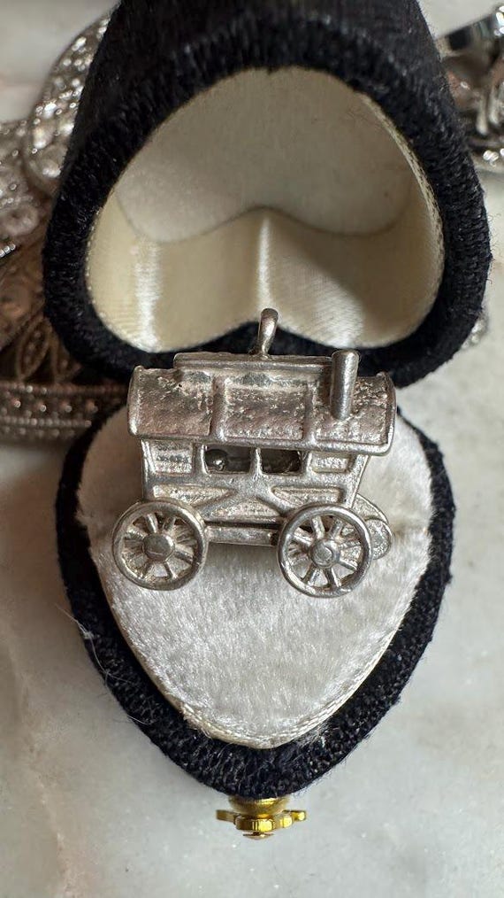 Vintage English Silver Antique Movable Chuck Wagon Charm