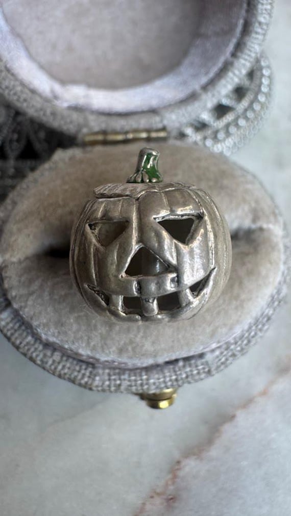 Vintage Silver Rare Movable Pumpkin Charm