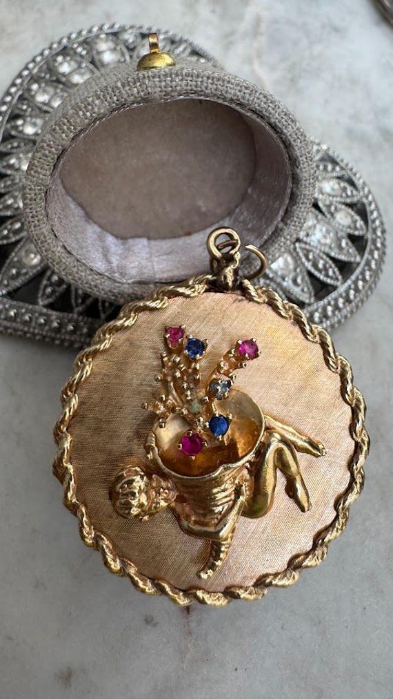 Vintage Antique Gold Posing Lady with Flowers Charm Pendant