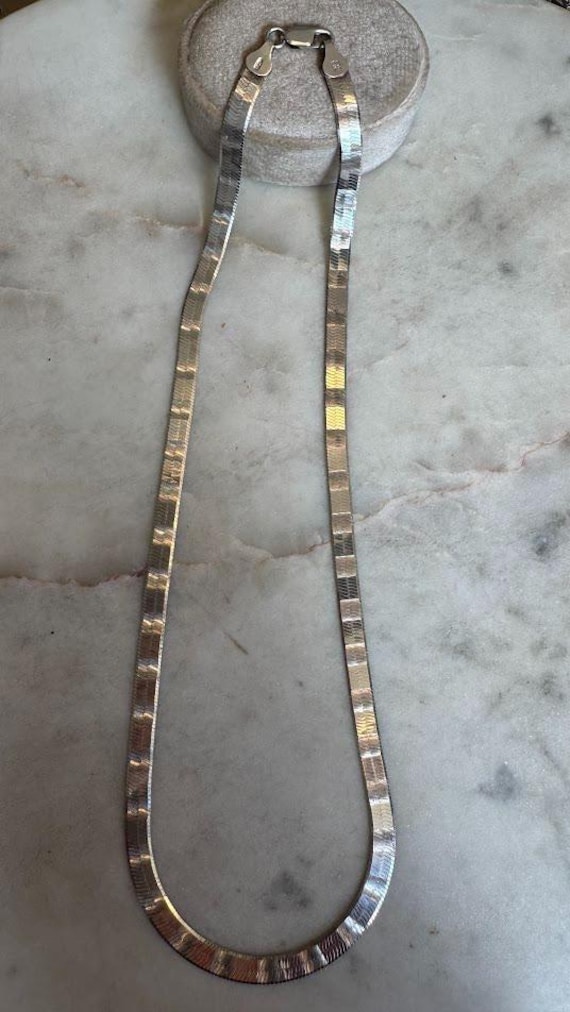 Silver Herringbone 5mm Reversible Chain