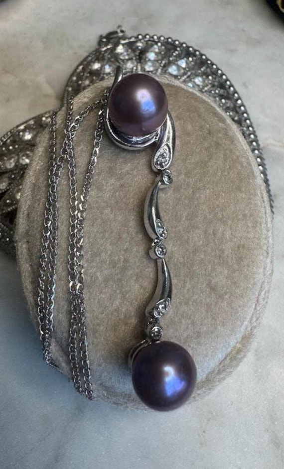 White Gold Tahitian Pearl Diamond Pendant Necklace