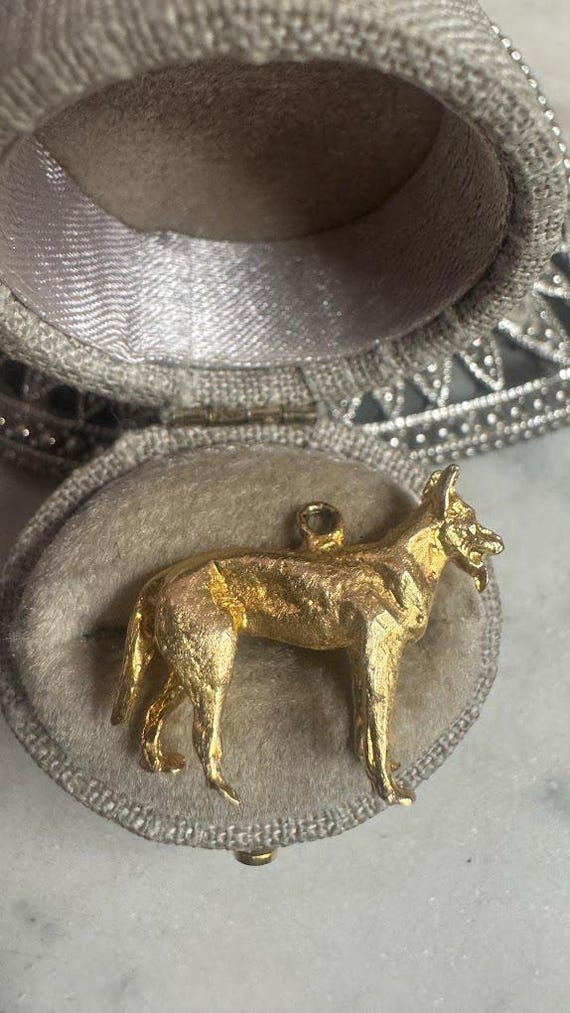 Vintage Gold Antique Wagging Tongue Dog Charm