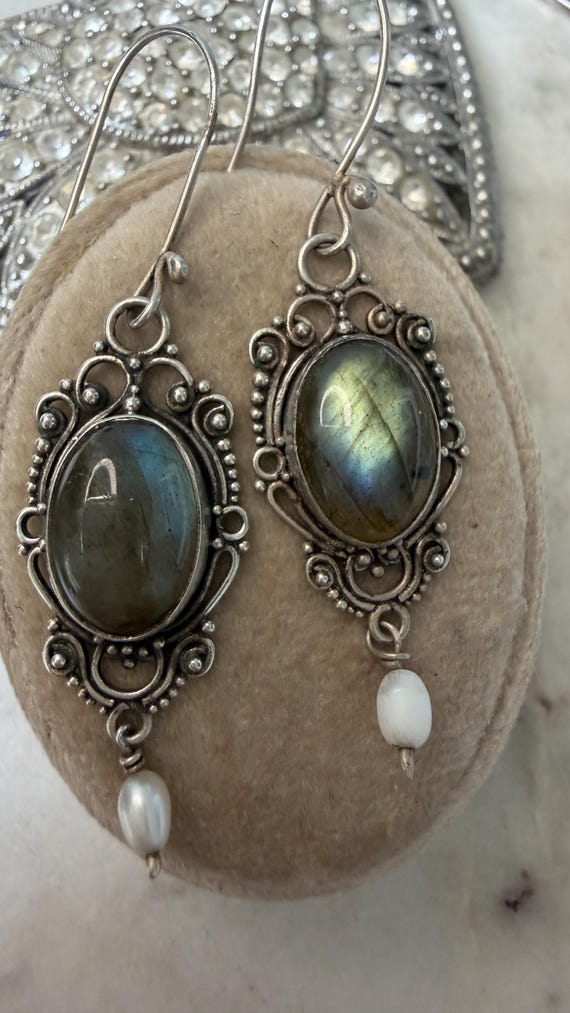 Vintage Silver Filigree Labradorite Earrings