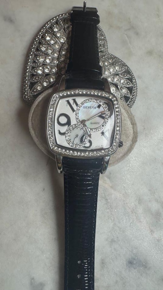 Vintage Geneva Leather Band Watch