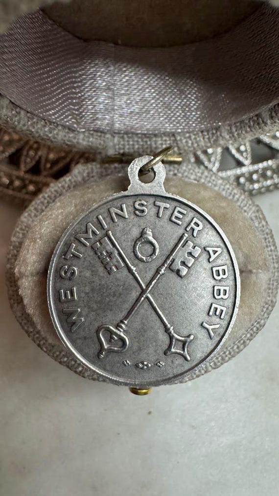 Vintage Antique Rare Silver Westminster Abbey Charm