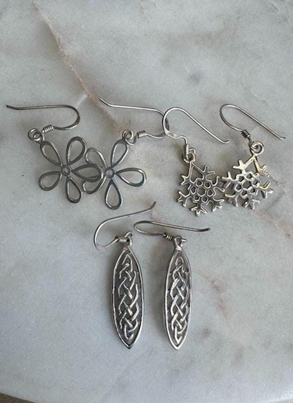 Vintage Sterling Silver Snowflake Modern Floral Dangle Earrings