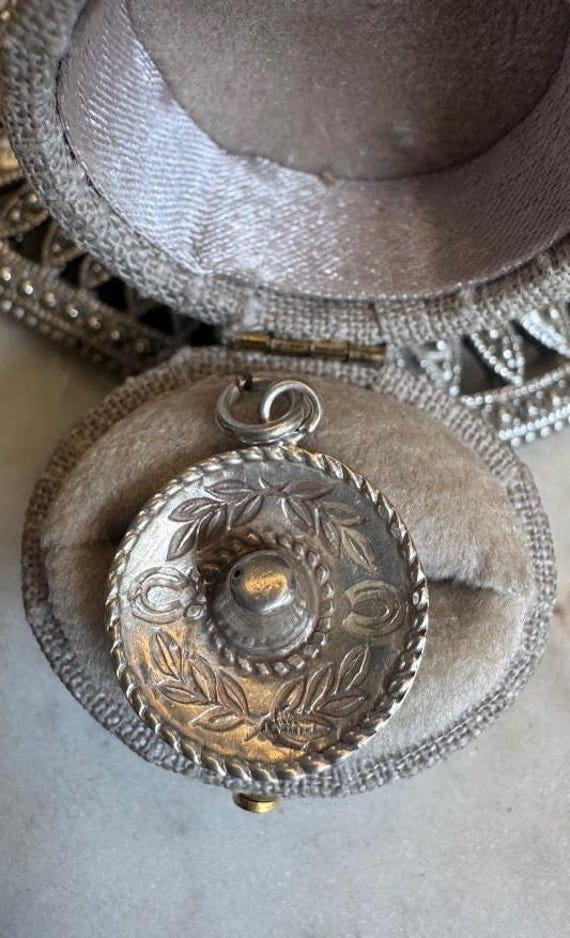 Vintage Silver Mexican Sombrero Charm Pendant