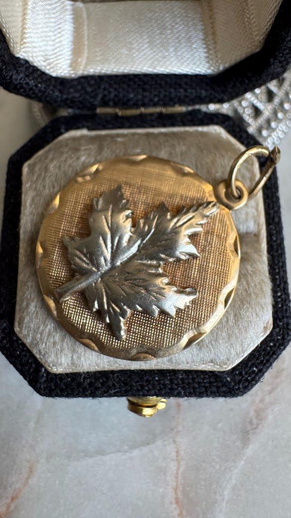 Vintage Gold Maple Leaf Charm Pendant