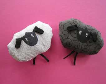 1 sheep cat toy - Your choice black sheep or white sheep