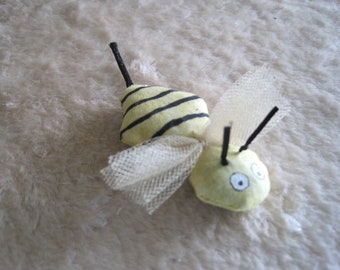 Bee Cat Toy - filled with Organic Catnip