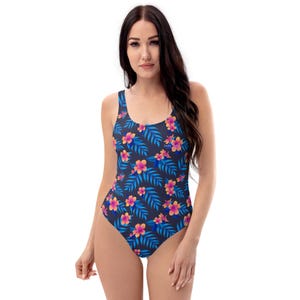 Swimsuit one-piece woman print original pattern exotic flowers tropical jungle beach body backless trend retro vintage Hawaii