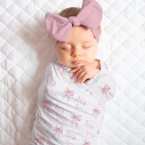 Pink Bow Swaddle, Coming home Baby Girl, Personalized Baby Girl Swaddle Blanket,Newborn Gift, Coquette Aesthetic, Bow Blanket