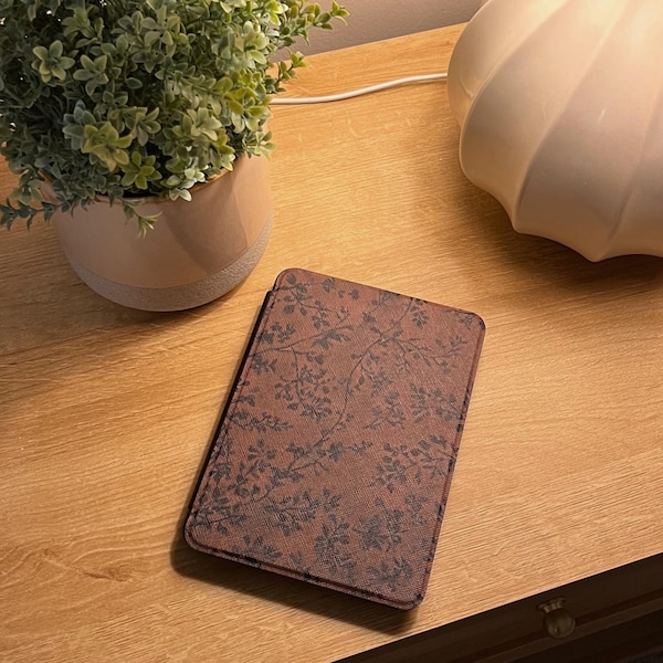 Dark Academia Kindle Case | 7" Paperwhite/Colorsoft Cover | Vintage Floral Book Cover Mahogany Brown