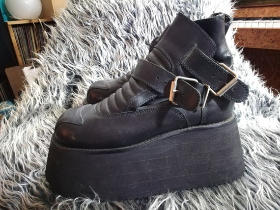 size 12 platform boots