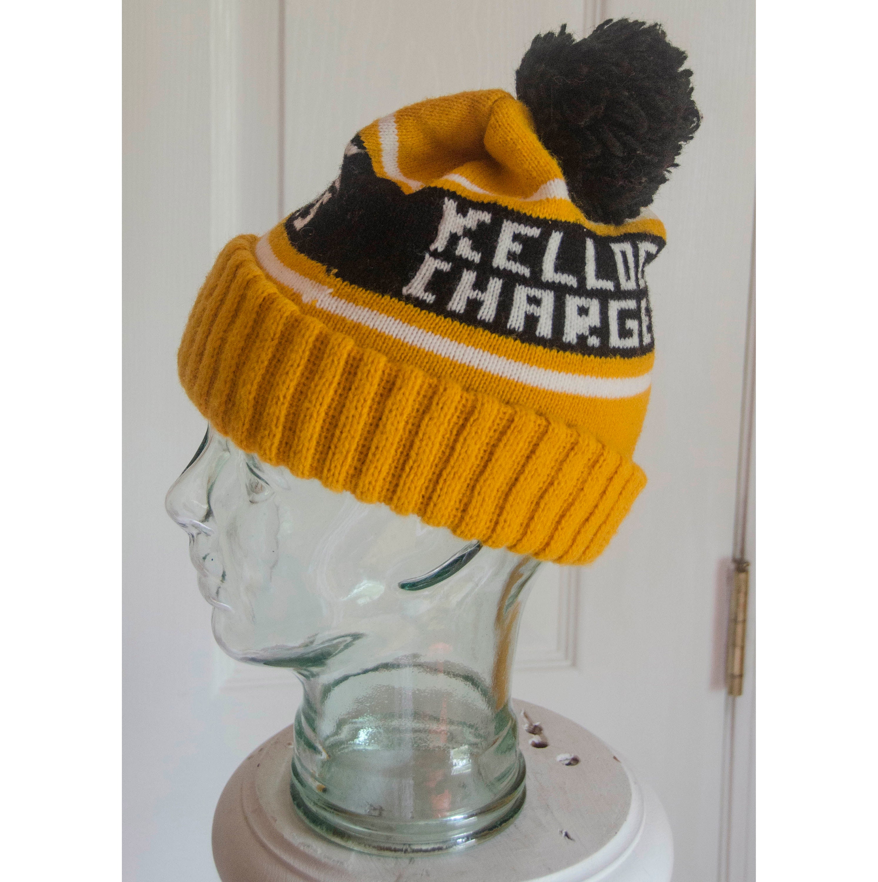 Vintage Kellogg Chargers Knit Winter 
