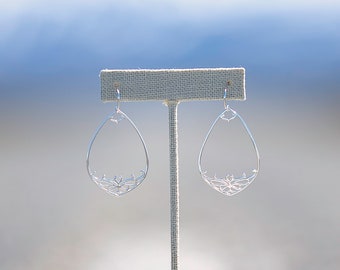 Boucles d'oreilles Sterling Silver Teardrop Filigree Dangle