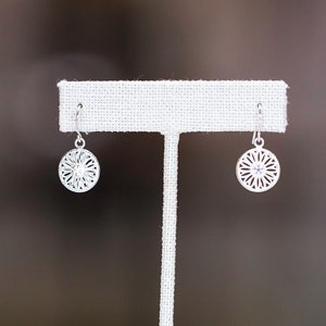 Sterling Silver Filigree Snowflake Earrings 画像 1