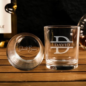 Vasos de whisky grabados personalizados, vasos de whisky personalizados, vasos de whisky con monograma, vasos de bourbon grabados, obsequios de propuesta para padrinos de boda