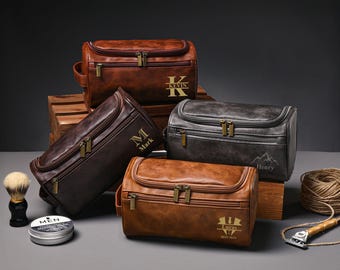 Personalized Men's Leather Toiletry Bag, Groomsmen Gifts, Groomsmen Dopp Kit, Travel Toiletry Bag, Anniversary Gift for Him, Best Man Gift