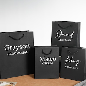 Personalized Groomsmen Gift Bag, Groomsmen Gifts,  Best Man Gift Bag, Personalized Gift Bag, Wedding Party Gift Bags, Wedding Gift Favors