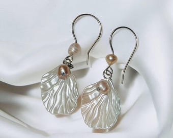 Handmade Pearl Shell Earrings: Silver-Plated Boho Drop Earrings