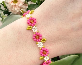 Handmade Floral Beaded Bracelet: Boho Crystal Jewelry