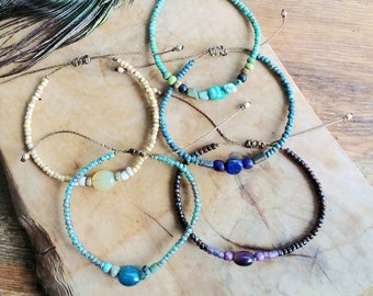 Handgemachte Makramee Armbänder mit Amethyst, Amazonit, Opal, Lapis Lazulis, Rhodonit, verstellbar, stapelbar, wasserfest. Boho